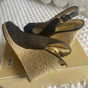 Michael Kors Keegan Slings with MK Signature PVC Wedge size 6